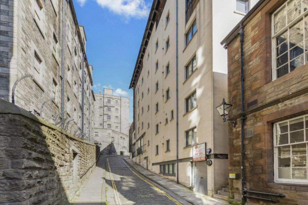 Apartamento Gorgeous Old Town Hideaway Edimburgo Exterior foto
