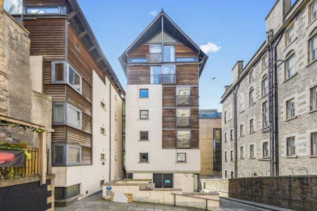 Apartamento Gorgeous Old Town Hideaway Edimburgo Exterior foto